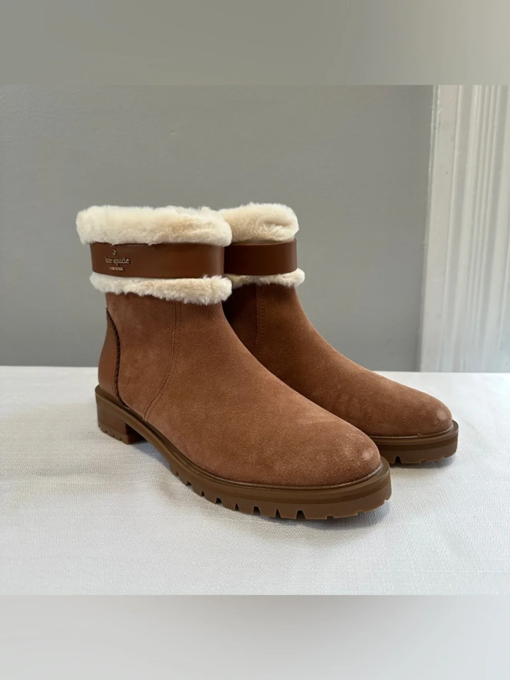 Kate Spade Bailee‎ Winter Boots Womens 9 Brown Sueded Faux Fur Lined Booties
